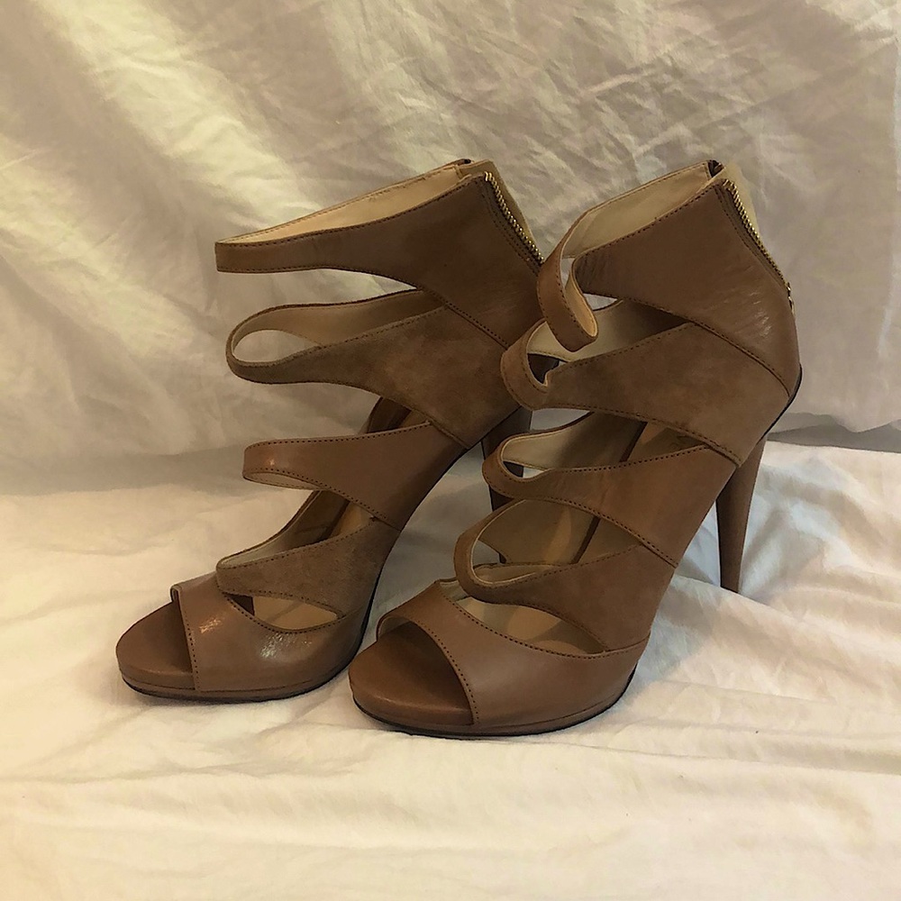 Nine West Strappy Ankle Heels (Camel color)